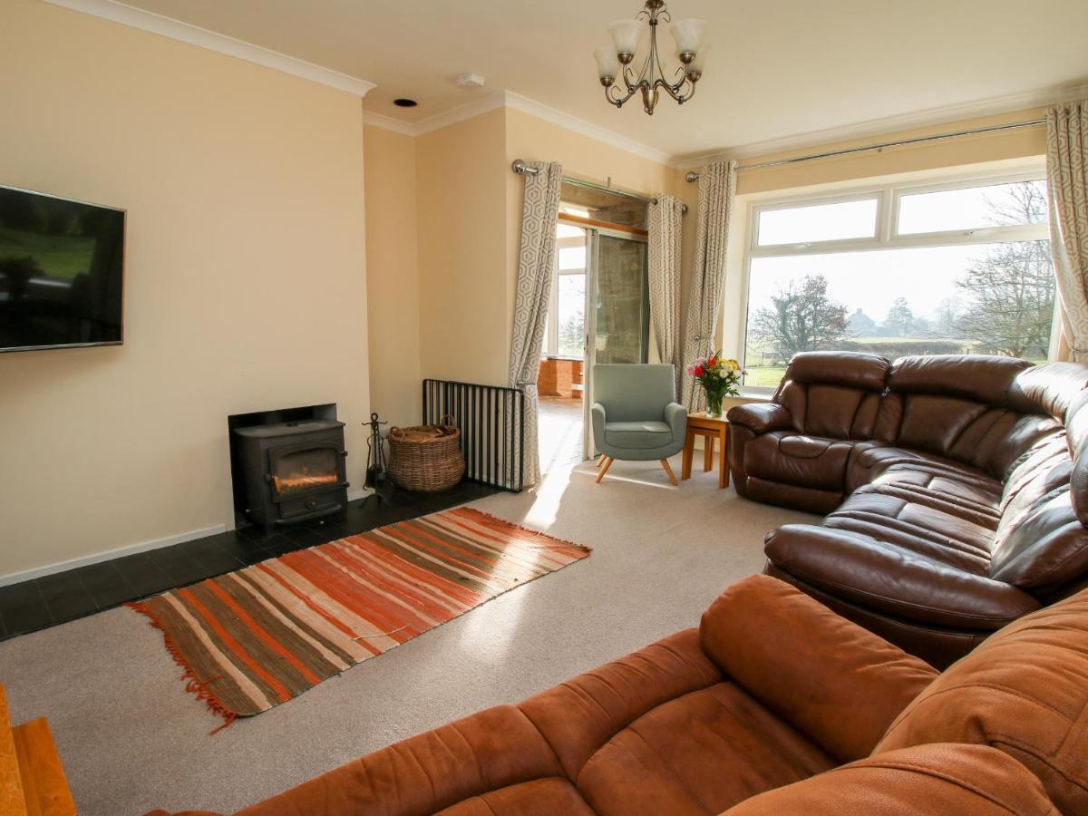 Bicton Lea Villa Acton  Eksteriør bilde