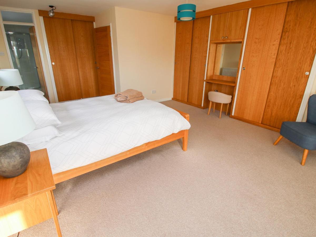 Bicton Lea Villa Acton  Eksteriør bilde